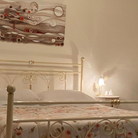 B&B Paradiso San Vincenzo 몰페타 외부 사진